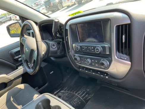 Used 2017 Chevrolet Silverado 1500 LT w/ Midnight Edition AWD/4WD image 13