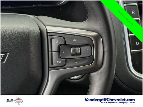 Used 2023 Chevrolet Tahoe Z71 w/ Luxury Package AWD/4WD image 15