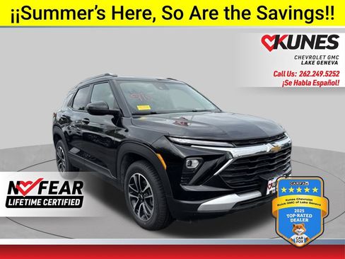 Used 2025 Chevrolet TrailBlazer LT AWD/4WD image 1