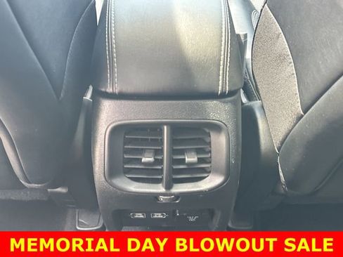 Used 2023 Jeep Cherokee Altitude Lux w/ Lux Elite Package AWD/4WD image 19
