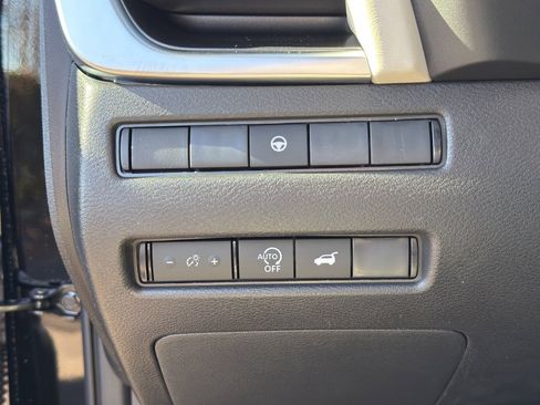 New 2026 Nissan Rogue SV image 21