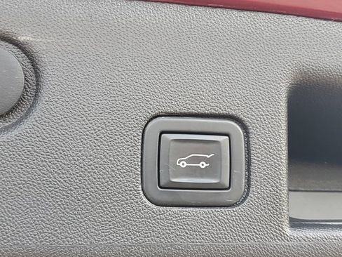 Certified 2020 Chevrolet Equinox LT w/ Driver Convenience Package AWD/4WD image 9
