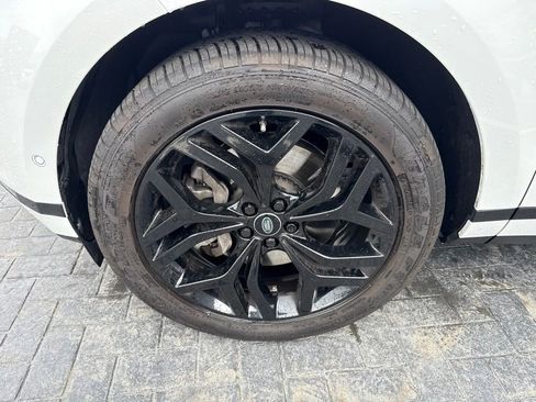 Used 2020 Land Rover Range Rover Evoque SE AWD/4WD image 9