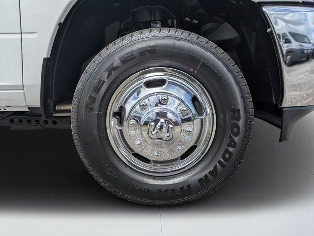 New 2026 RAM 3500 Tradesman w/ Chrome Appearance Group A AWD/4WD image 10