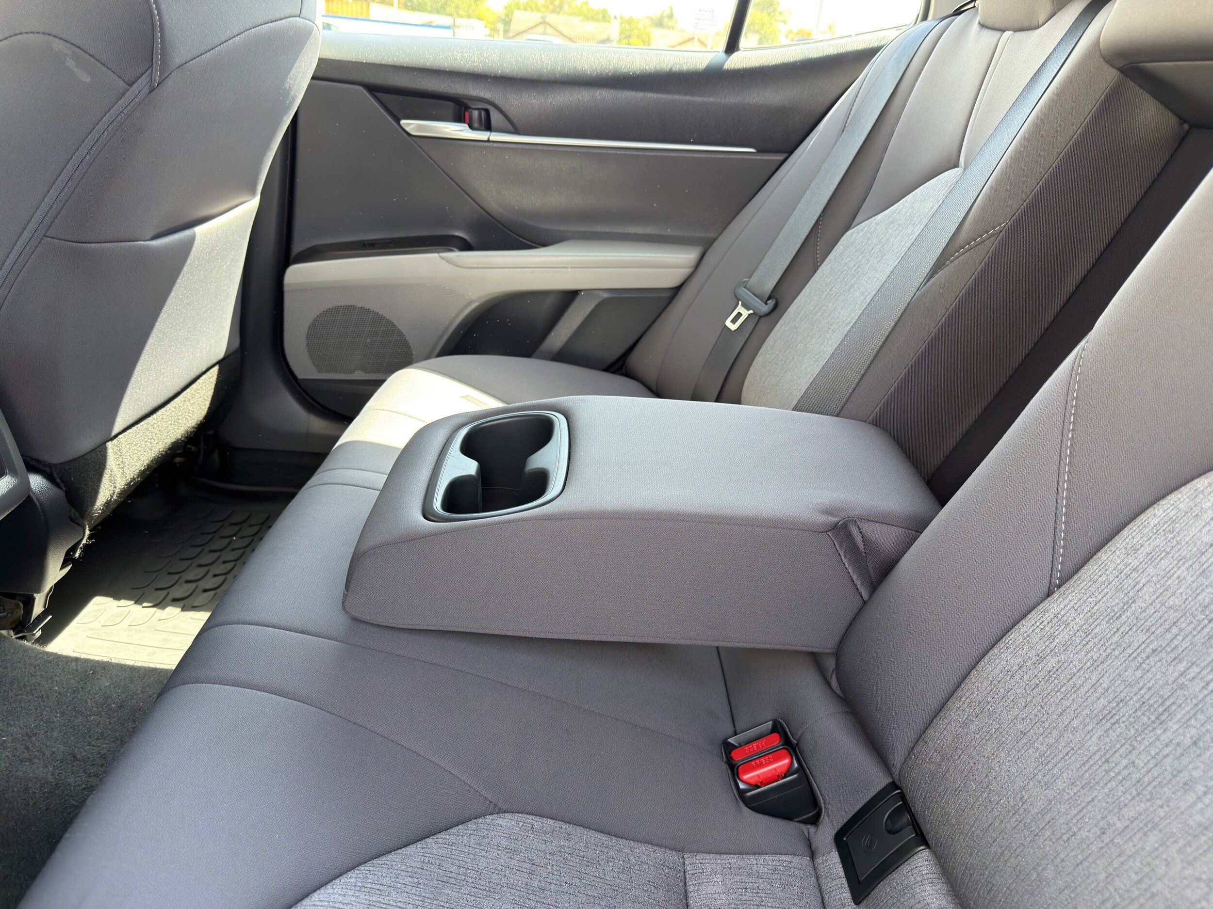 Used 2024 Toyota Camry LE FWD image 18