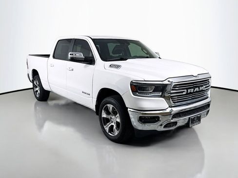 Used 2024 RAM 1500 Laramie AWD/4WD image 3