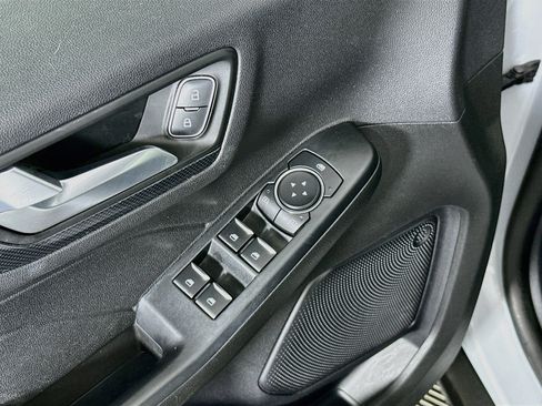 Used 2025 Ford Escape ST-Line FWD image 15