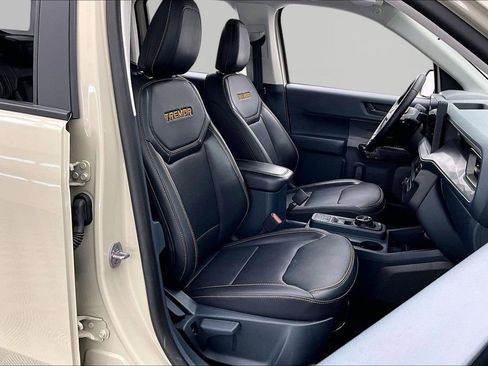 Certified 2025 Ford Maverick Tremor image 7