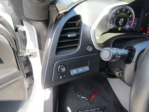 Used 2016 Chevrolet Corvette Stingray Coupe w/ 3LT Preferred Equipment Group RWD image 15