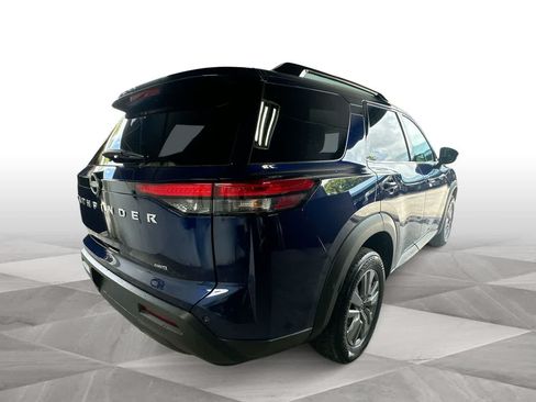 Used 2025 Nissan Pathfinder SV AWD/4WD image 8