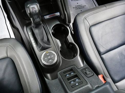 Used 2021 Ford Bronco First Edition AWD/4WD image 33