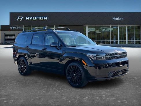 Used 2025 Hyundai Santa Fe Calligraphy image 3