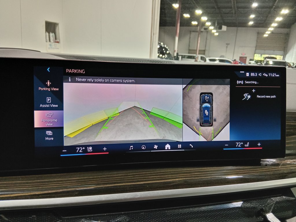 Used 2024 BMW X7 xDrive40i AWD/4WD image 25