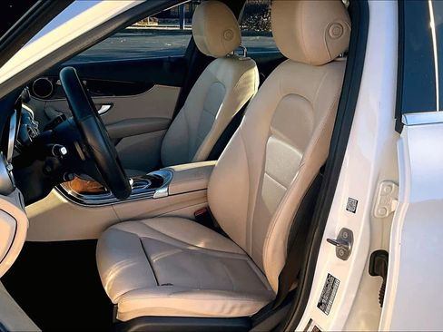 Used 2017 Mercedes-Benz C 300 Sedan image 8