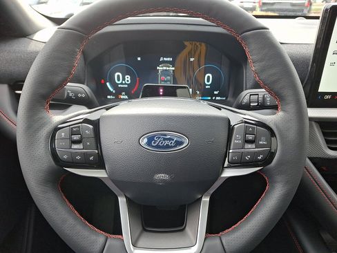 New 2026 Ford Explorer ST-Line w/ ST-Line Street Pack image 17