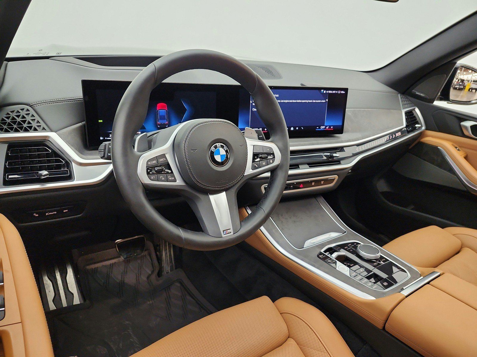 Used 2024 BMW X5 xDrive40i w/ M Sport Package AWD/4WD image 14