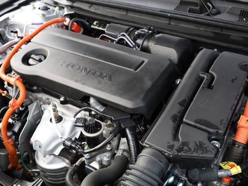 Used 2023 Honda Accord Sport image 9