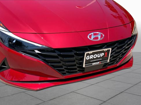 Used 2023 Hyundai Elantra SEL w/ Convenience Package FWD image 29
