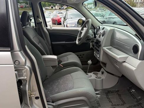 Used 2006 Chrysler PT Cruiser Touring FWD image 13