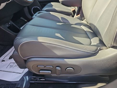 Used 2023 Hyundai Ioniq 5 Limited image 33