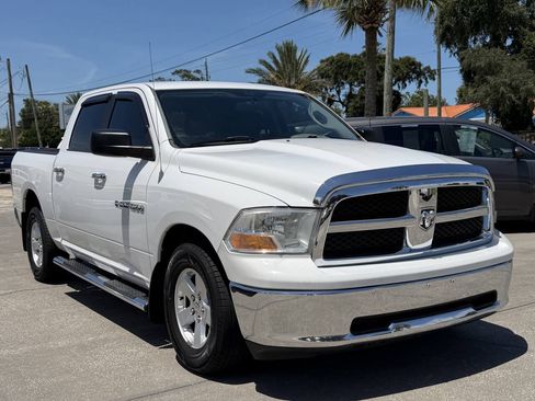 Used 2011 RAM 1500 Classic SLT w/ Remote Start & Security Group RWD image 3