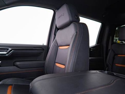 Used 2025 GMC Sierra 1500 AT4 image 23