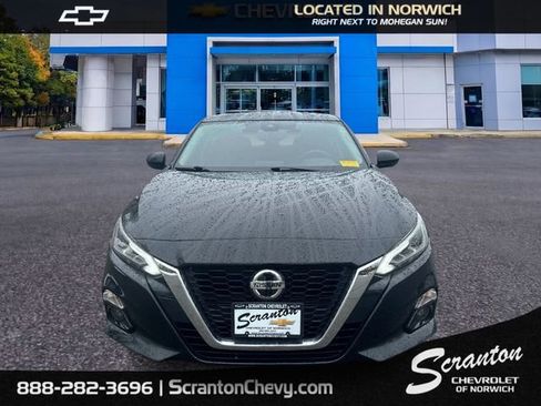 Used 2020 Nissan Altima 2.5 SL AWD/4WD image 2