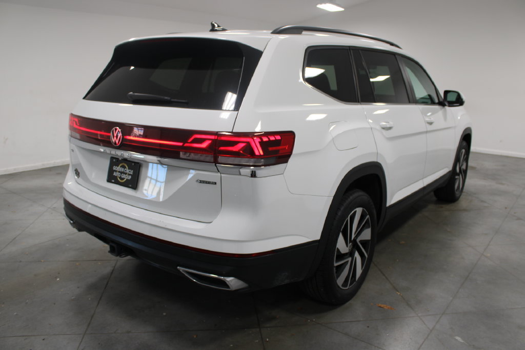 Used 2025 Volkswagen Atlas SE AWD/4WD image 9