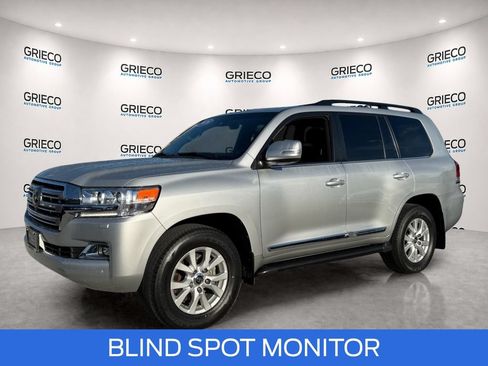 Used 2020 Toyota Land Cruiser AWD/4WD image 3