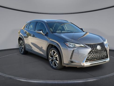 Used 2021 Lexus UX 250h w/ Accessory Package (Z2) AWD/4WD image 12