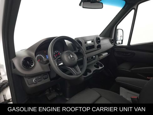 Used 2023 Mercedes-Benz Sprinter 1500 image 8