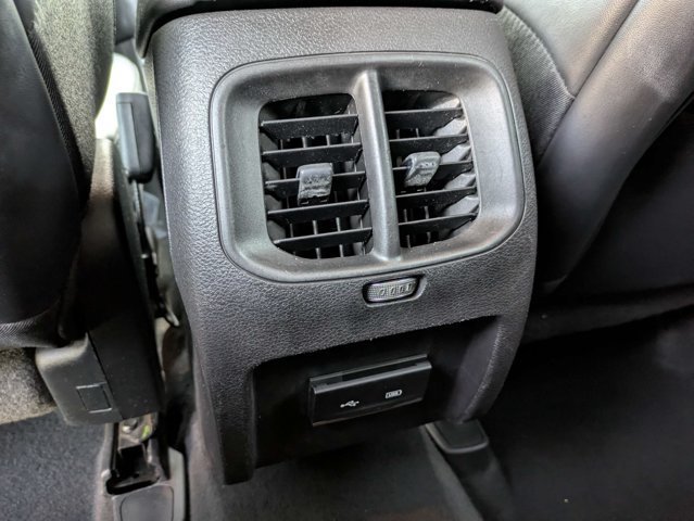 Used 2020 Jeep Cherokee Latitude Plus AWD/4WD image 14