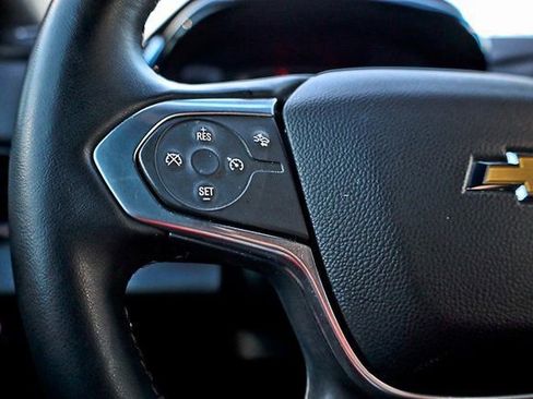 Used 2023 Chevrolet Traverse LT w/ LPO, Cargo Package image 38