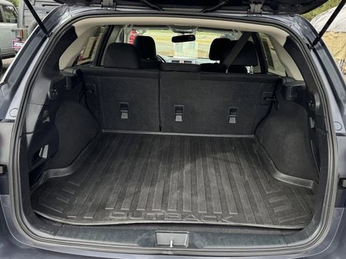 Used 2015 Subaru Outback 2.5i Premium AWD/4WD image 8