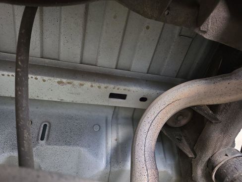 Used 2002 Chevrolet Blazer LS w/ Preferred Equipment Group AWD/4WD image 37
