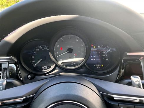 Certified 2025 Porsche Macan S AWD/4WD image 25