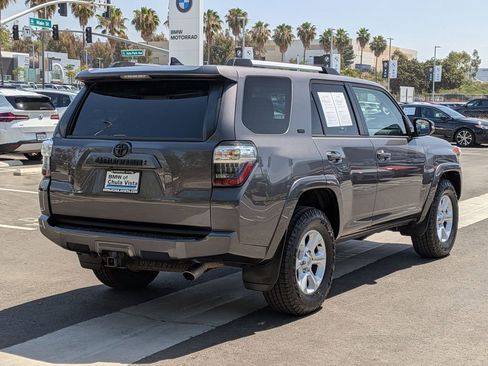 Used 2022 Toyota 4Runner SR5 Premium w/ Moonroof Package RWD image 6