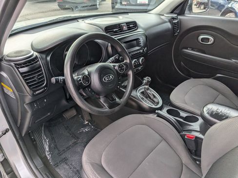Used 2016 Kia Soul image 12