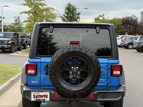 Used 2024 Jeep Wrangler Unlimited AWD/4WD image 11