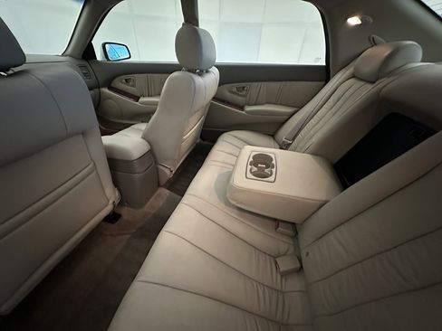 Used 2004 Mitsubishi Diamante LS image 22