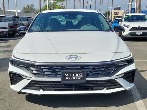 New 2026 Hyundai Elantra Sport FWD image 29