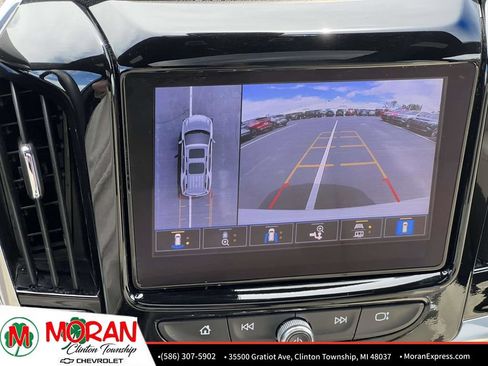 Certified 2023 Chevrolet Traverse LT w/ LT Premium Package AWD/4WD image 25