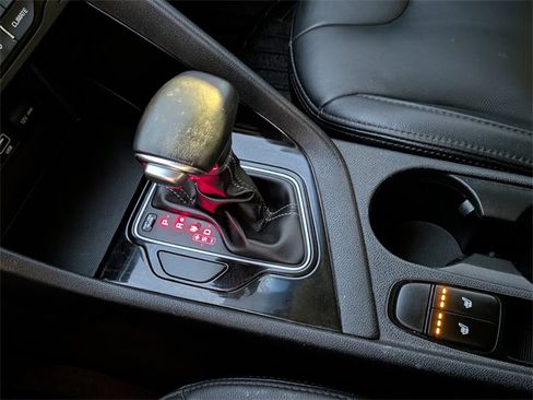 Used 2019 Kia Niro S Touring image 24