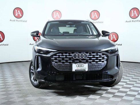 New 2025 Audi Q5 Premium Plus image 3