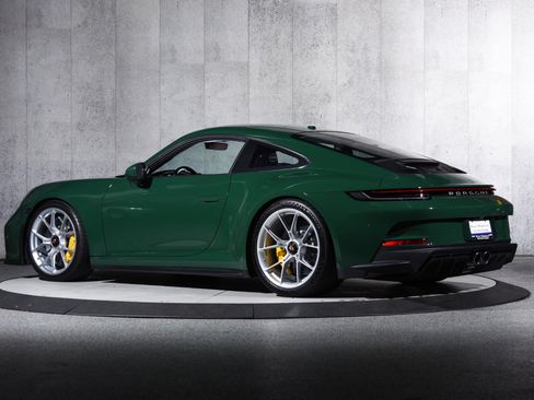 Used 2022 Porsche 911 GT3 RWD image 9