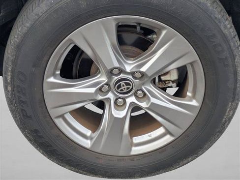 Used 2023 Toyota RAV4 XLE w/ Convenience Package FWD image 16