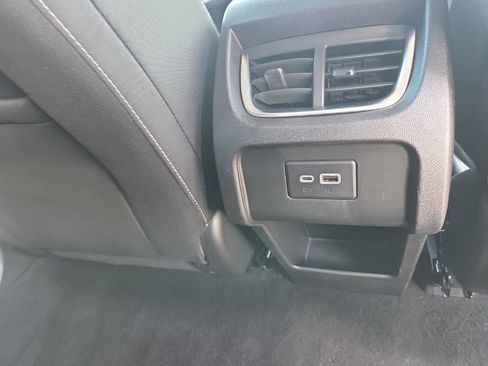 Used 2025 Chevrolet Blazer LT FWD image 10