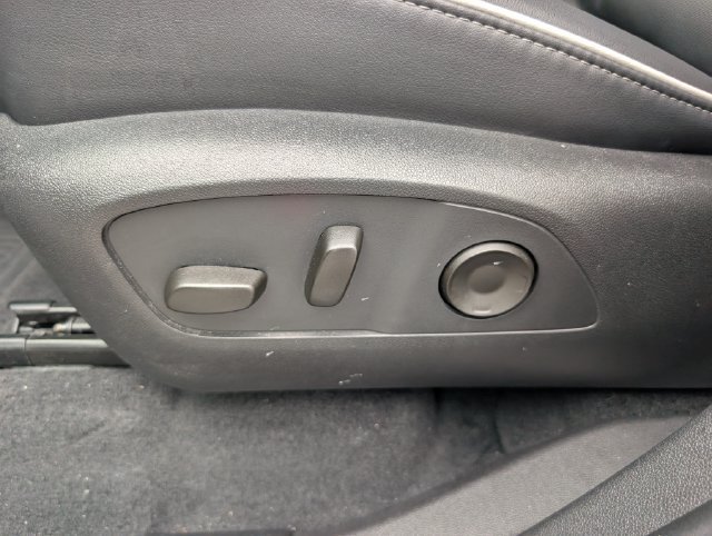 Used 2025 Buick Enclave Preferred FWD image 16