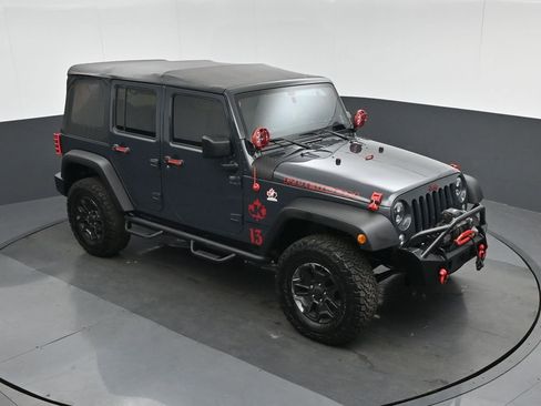 Used 2016 Jeep Wrangler Unlimited Rubicon w/ Connectivity Group AWD/4WD image 47