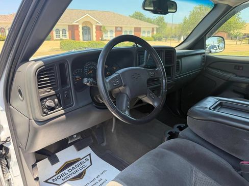 Used 2005 Chevrolet Silverado 1500 LS RWD image 10